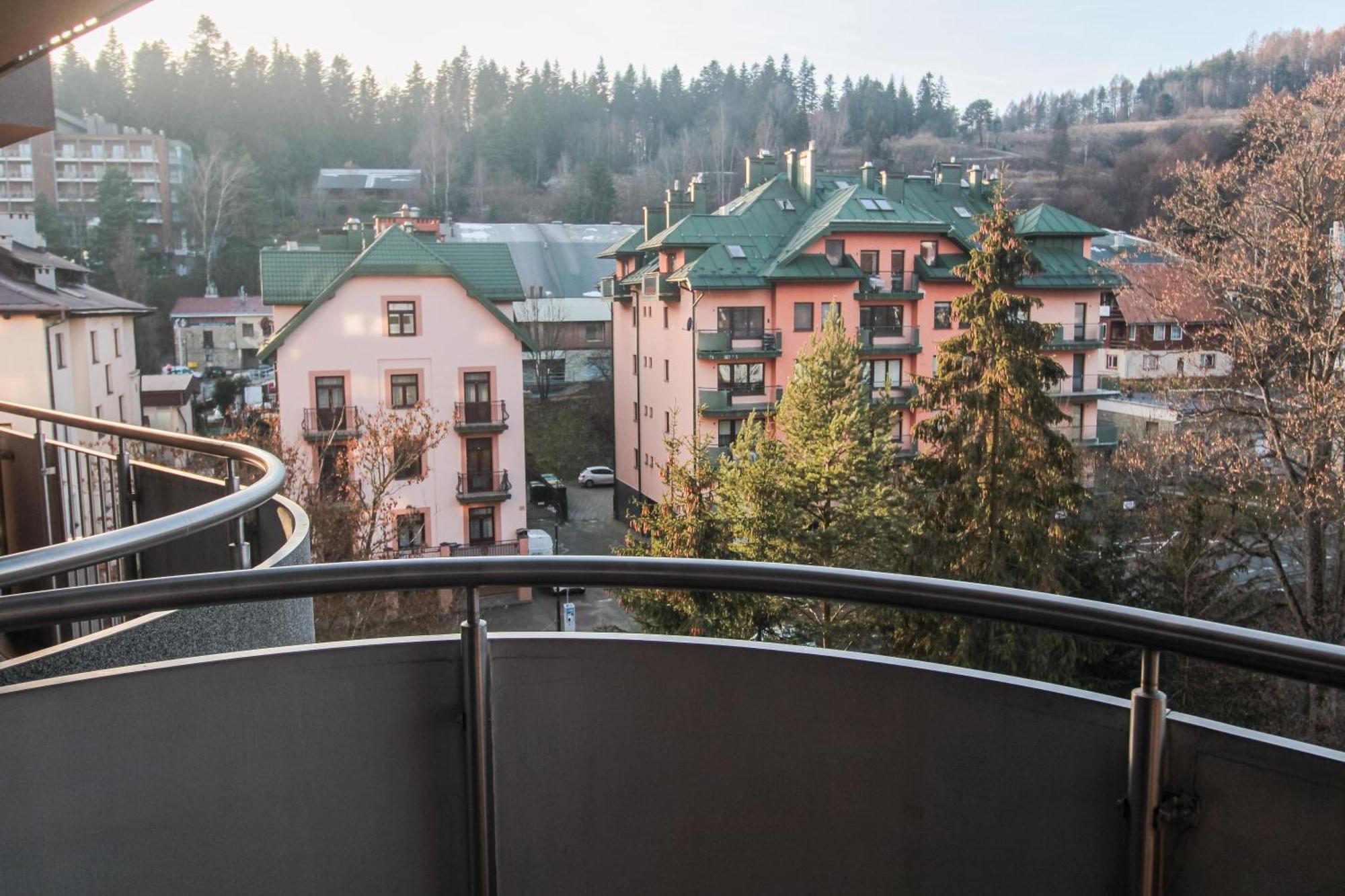 Aparthotel City Center Apartments Krynica Zdroj Luaran gambar