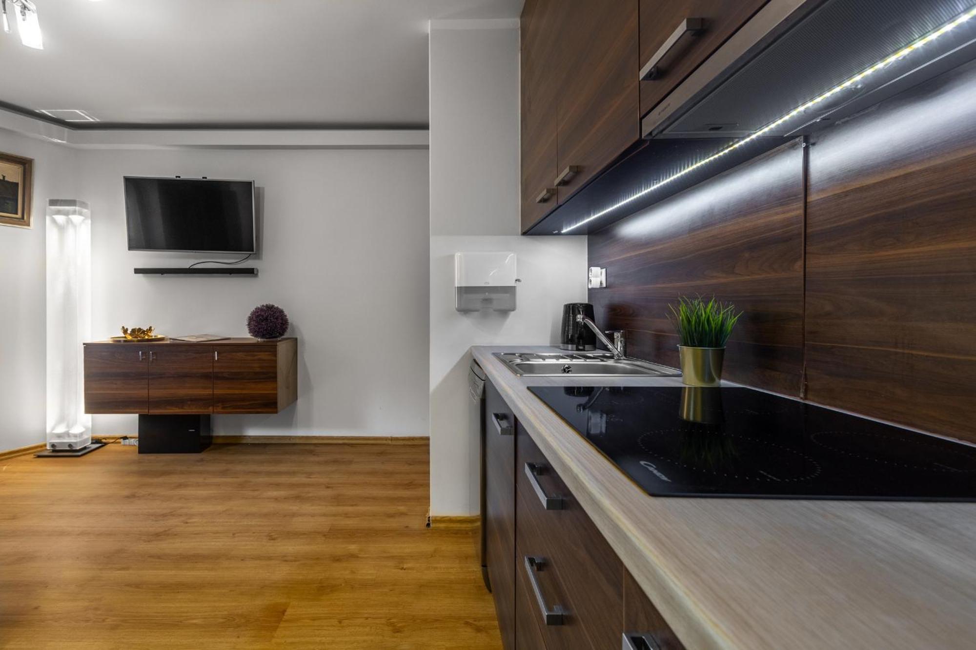 Aparthotel City Center Apartments Krynica Zdroj Luaran gambar