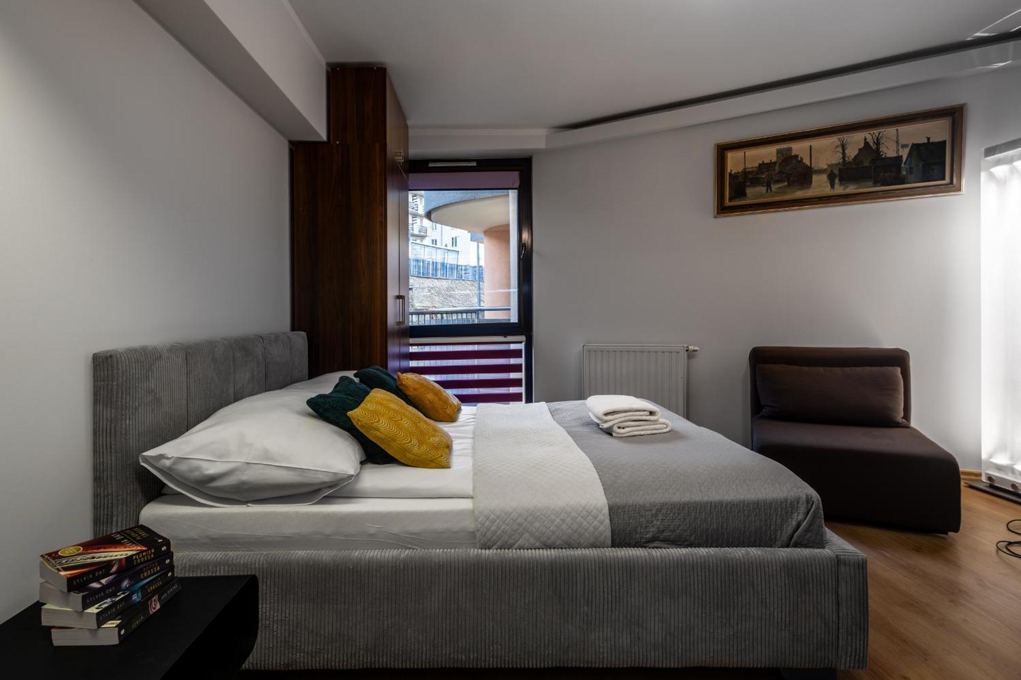 Aparthotel City Center Apartments Krynica Zdroj Luaran gambar