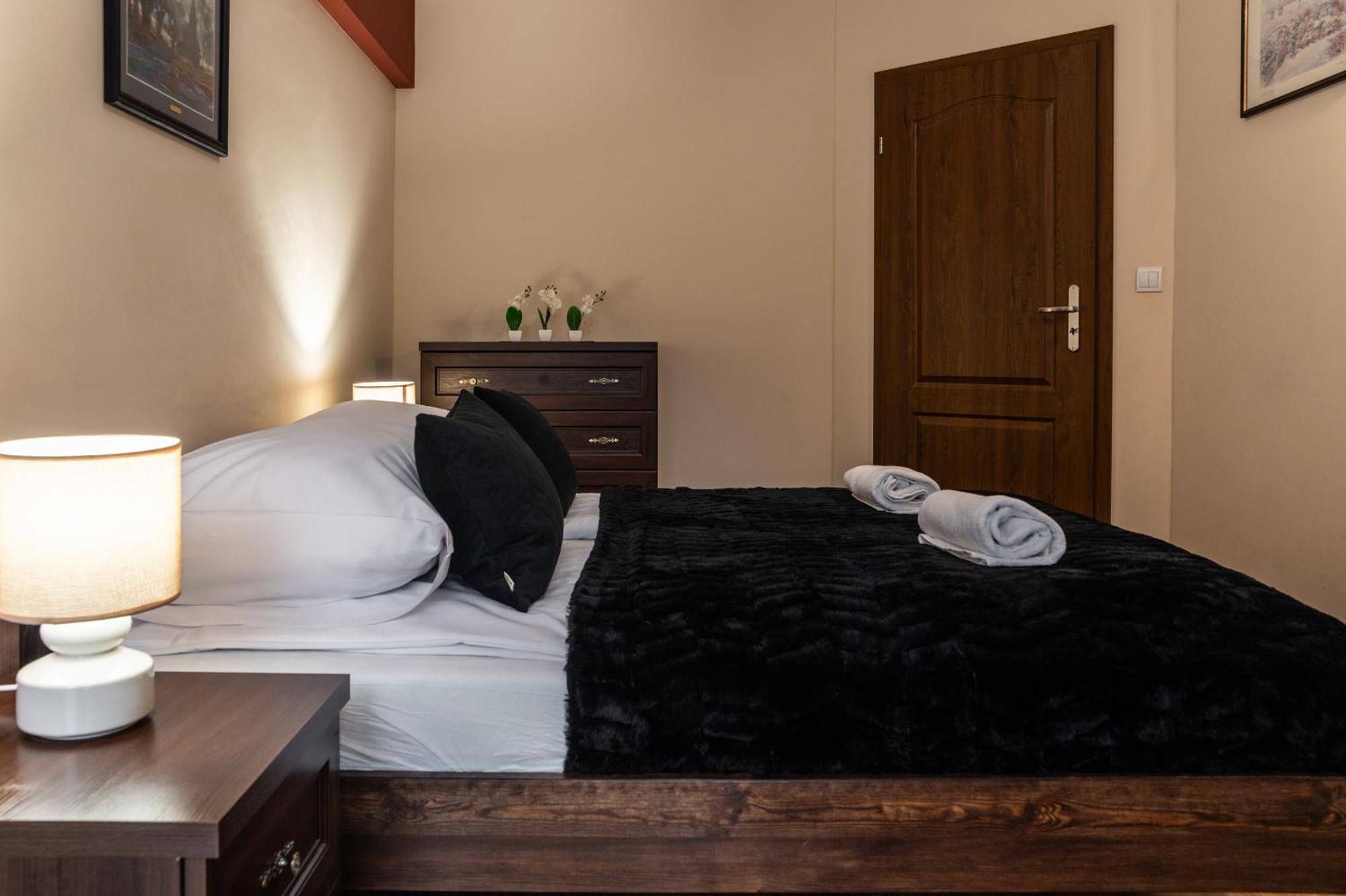 Aparthotel City Center Apartments Krynica Zdroj Luaran gambar