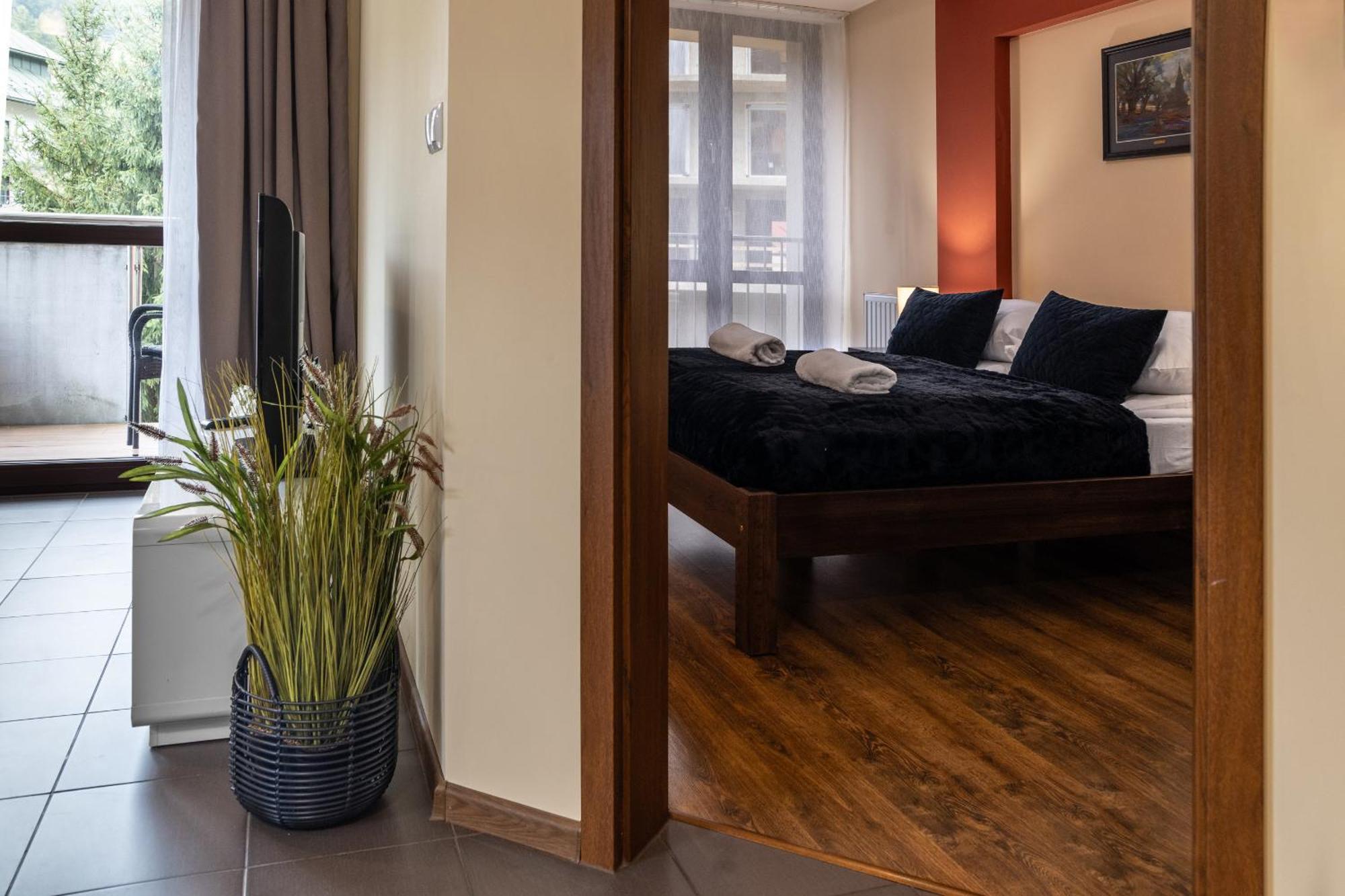 Aparthotel City Center Apartments Krynica Zdroj Luaran gambar